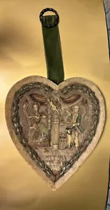Espeluznante arte de cera extraño corazón molde colgante de pared 11”x9” 1/2” Alemania 3D Steinhart - Imagen 1 de 6