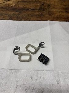 1992 90-96 KAWASAKI KX125 KX250 OEM FRONT BRAKE HOSE GUIDE MOUNT BRACKETS - Picture 1 of 11