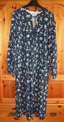 AUTONOMY (BON MARCHE) NAVY BLUE & WHITE FLORAL DRESS - SIZE XL (22-24) BNWT - Image 1 of 4