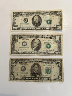 1981A $20, 1993 $10 & 1977A $5 In Circulated Condition - Image 1 of 2