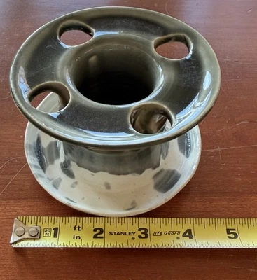 Soporte Cepillo de Dientes Tirado a Mano Cerámica Gris y Crema Foto 1 de 3