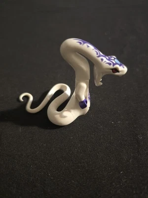 LEGO® Ninjago Minifigure - Pythor Chumsworth - White with Purple 70750 - Image 1 of 4