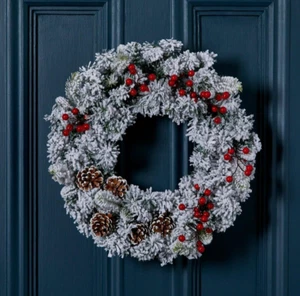 Christmas Decorations Snow Flocked Berry and Pinecone Wreath 50cm Door Xmas 2159 - Picture 1 of 7