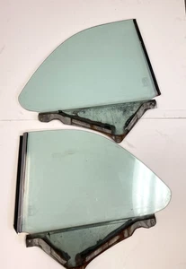 PAIR of Excellent OEM Triplex Jaguar XJ6C + XJ12C Rear Quarter Glass Assemblies - Picture 1 of 2