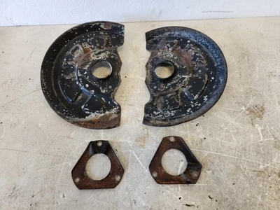 1984-1985 Mazda RX7 оба задних дисковых тормоза теплозащитные экраны GSL SE - Изображение 1 из 4