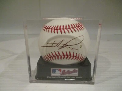 Hunter Pence Signed Baseball - Image 1 of 2