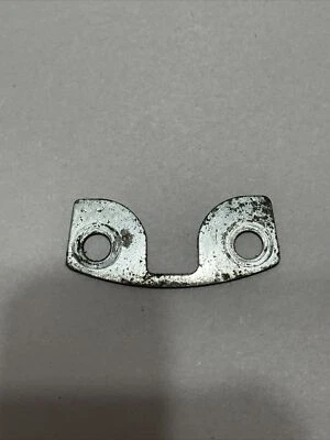 Placa de manija trasera para motosierra McCulloch Mac 110 84520A Foto 1 de 2