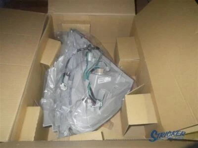 04 05 06 07 08 NISSAN MAXIMA L. TAIL LIGHT QUARTER PANEL MOUNTED 816671 - Image 1 of 3