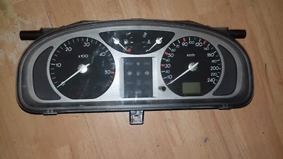Tacho DZM (271.502 km) Renault Laguna II 2 Diesel Bj.01-07 8200218878B - Bild 1 von 3