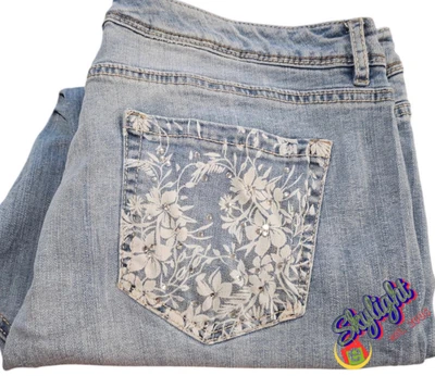 Code Bleu Womens Blue Maya Cropped Denim Jeans Embroidered Pockets Size 14 - Image 1 of 4