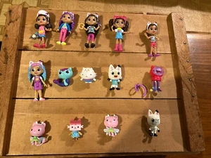 3” Gabby Doll House Figure Lot - Picture 1 of 2