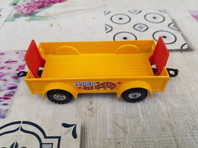 K-51 Corgi: Circus Trailer gelb/rot "Pinder". - Bild 1 von 4