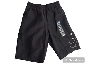 Nike Jungen Volleyball Boardshorts Surfen schwarz Badehose mittleres Futter Taschen Neu - Bild 1 von 14