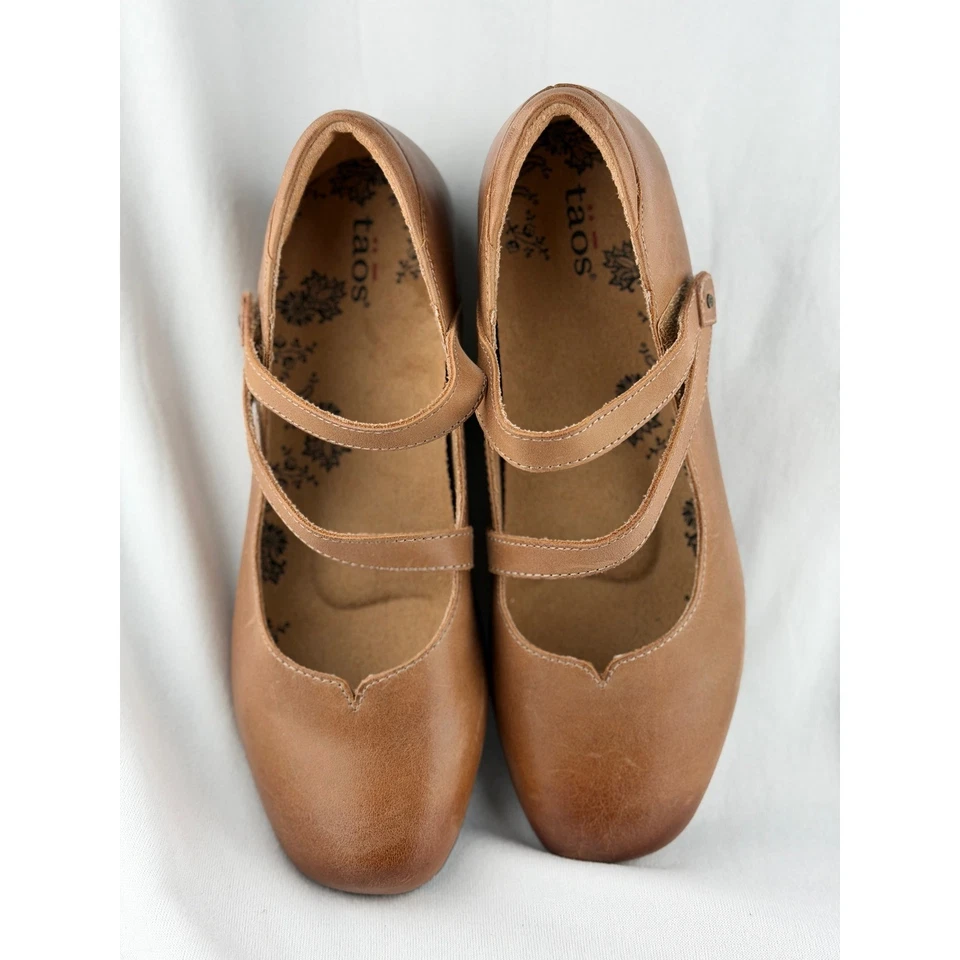 NEW Taos Banter Women Caramel Brown Leather Mary Jane Flats Shoes Comfort Size 8 - Image 1 of 4