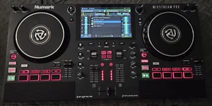 Numark Mixstream Pro Standalone Musik Streaming Doppeldeck Controller - *LESEN* - Bild 1 von 9