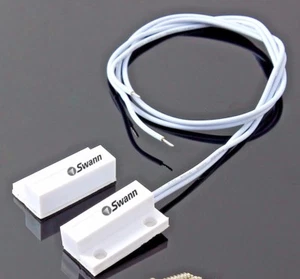 2x SWANN WIRED ALARM DOOR WINDOW MAGNETIC SENSOR OPEN ALARM HOME SAFETY - Picture 1 of 1
