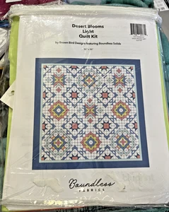 Desert Blooms Lights Quilt-Set grenzenloser Stoff. Top Stoff inklusive ohne Rückseite - Bild 1 von 3