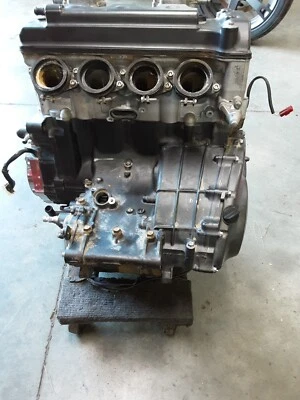 Honda CBR1000 CBR1000RR 2006 06-07 motor completo transmisión Foto 1 de 4