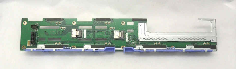IBM Backplane SAS/SATA 8 HDD 90Y5136 46W6623 - Image 1 of 4