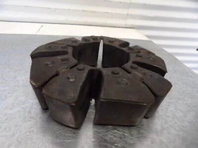 09 amortecedores de freio cubo de borracha roda traseira Triumph Bonneville SE T2012223 - Imagem 1 de 2