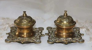 PAIR OF FABULOUS BRASS FRENCH ROCAILLE ROCOCO STYLE DESK INKWELLS INKSTANDS - Picture 1 of 18