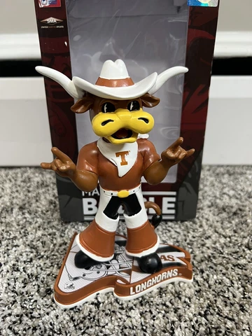 Texas Longhorns Football Mascot Pennant Base Bobblehead 53/144 NIB Bobble Nodder Cover