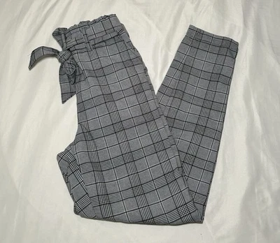 Pantalones de vestir Foto 1 de 4