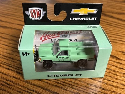 M2 Machines 1993 Chevrolet Silverado 1500 4x4 пикап - Изображение 1 из 4