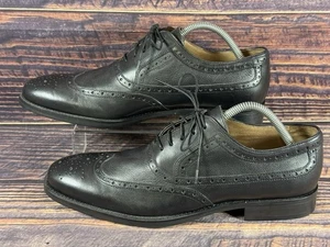JOHNSTON AND MURPHY TYNDALL NERO WINGTIP STRINGATO OXFORD uomo 9,5 M 20-8645 NUOVO - Foto 1 di 11