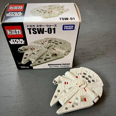Star Wars Millennium  Falcon TSW-01 TAKARA TOMY Tomica - Image 1 of 4