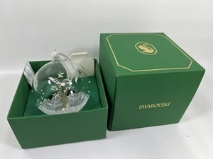 SWAROVSKI Holiday Christmas Annual Edition Ball Ornament 2024 - Bild 1 von 2