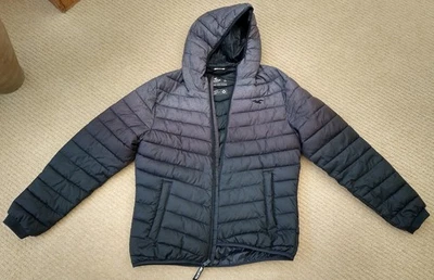HOLLISTER MENS  GREY PUFFER JACKET SIZE LARGE - EXCELLENT CONDITION - Image 1 of 3