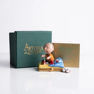 Artoria Limoges Peanuts Porcelain Trinket Box Linus Lacing Tying Shoes New Rare - Picture 1 of 14