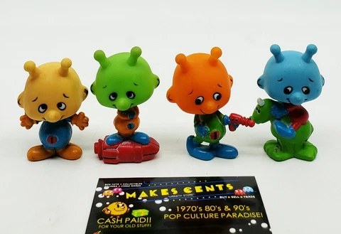 1970's Vtg Lot Of 4 Kozmic Kiddles Space Martian / Alien Toy Figures Russ Berrie Cover