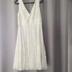 ladies ivory evening/wedding/formal lace dress size 10 - Picture 1 of 4