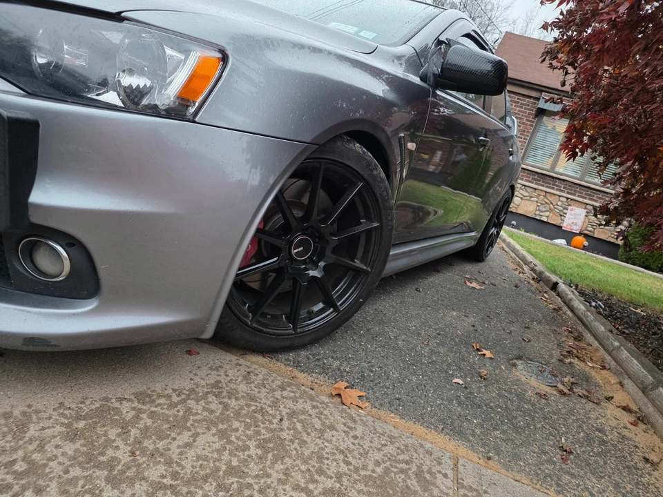 Mitsubishi Lancer 2013  Foto 1 de 4