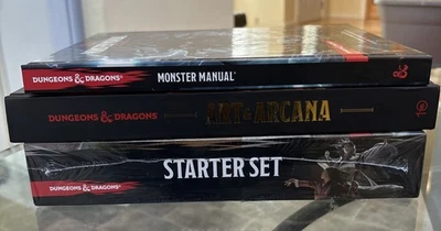 Juego de inicio D&D, arte y arcanos y manual de monstruos Foto 1 de 4