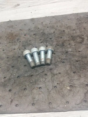 83-84 1983 yamaha xj750r oem pasajero estriba montaje pernos hardware  Foto 1 de 4