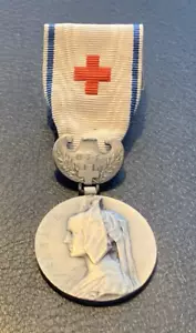 Red Cross Union French Women U F F Silver Medal 1870 to 1914 Alsace ANTIQUE - Picture 1 of 12