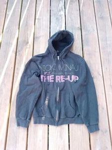 2012 Nicki Minaj The Re Up Concert Sweatershirt Size Small - Picture 1 of 2