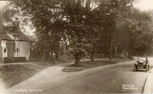 ECHTFOTO-POSTKARTE VON EASTGATE, HORNSEA, (BEI BEVERLEY), EAST YORKSHIRE, WEISE - Bild 1 von 2