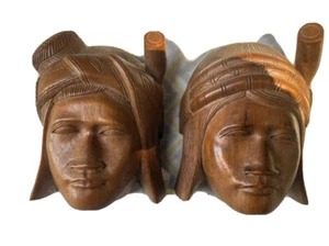 Vntg Hand Carved Solid Wood Set of 2 Heads Native American / Peruvian Folk Art - Picture 1 of 12