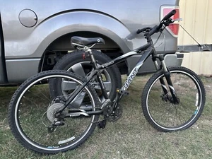 Giant Yukon Bike 17” - Plano, TX Pickup - Picture 1 of 12