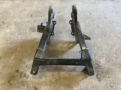 Soporte cuadro trasero Can Am Renegade 1000 XMR Outlander 650 800 12-16 17 18 19 20 Foto 1 de 4