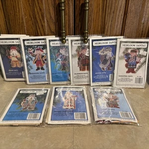 Lote De Nueve Patrones Reliquia Santa Punto De Cruz Adornos **LEER DESCRIPCIÓN - Imagen 1 de 9