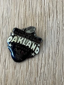 Oakland Raiders Football 1995 Vintage Anstecknadel Krawattennadel - silberne und schwarze Pin - Bild 1 von 3