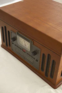 Crosley Musician Entertainment Center Vinilo, CD, Casette en Madera de Pimentón - Imagen 1 de 6