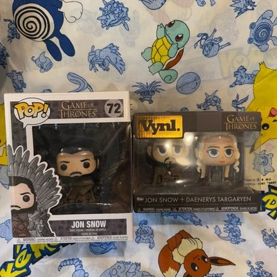 Figura Juego de Tronos Funko Pop y Vinilo John Snow y Daenerys Foto 1 de 4