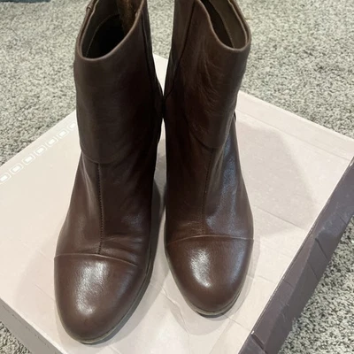 Bota Mujer Cuero Marrón - Mandolino Talla 6M Usada Foto 1 de 4