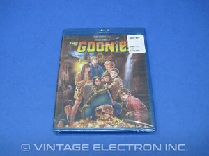 NEW - The Goonies - (BLU-RAY circa 2010 issue of the 1985 film) - NEW / SEALED - Picture 1 of 3